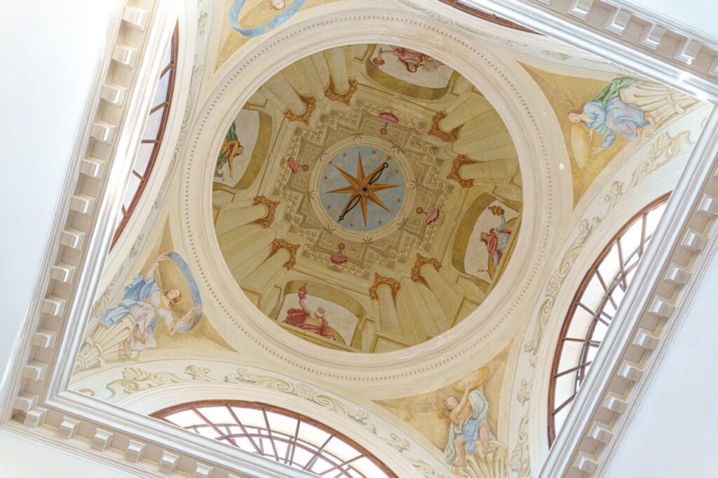 Cupola affrescata della Villa