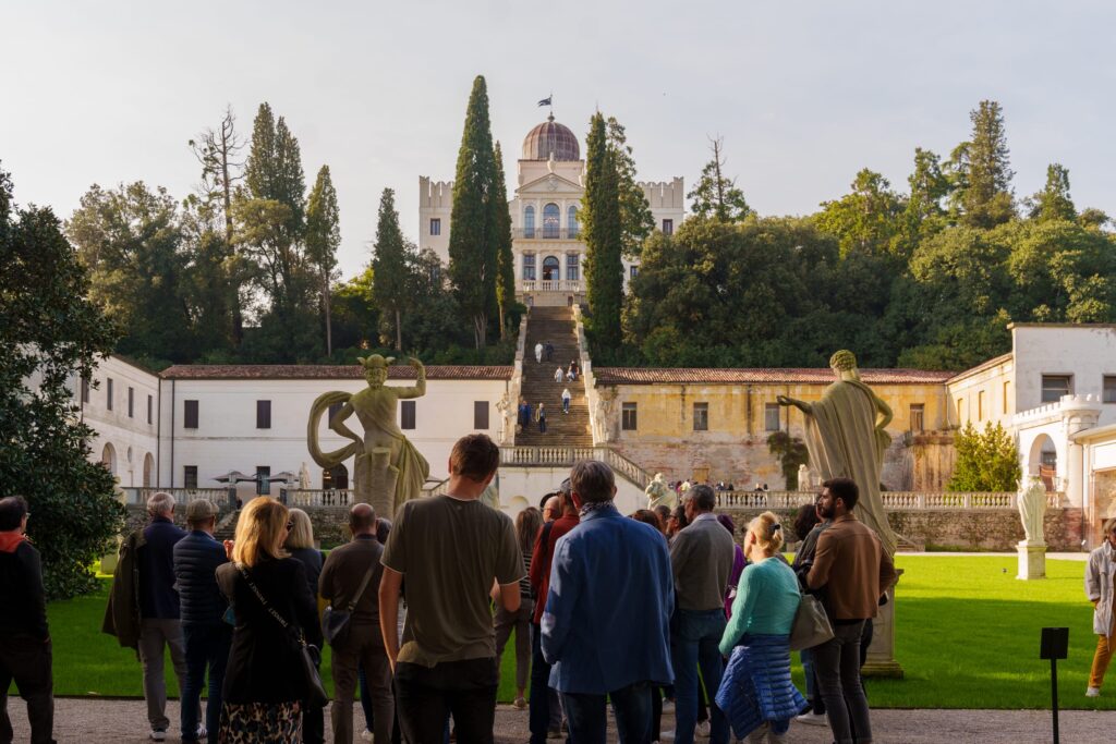 Studenti in visita a Villa Selvatico